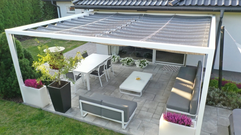Pergola aluminiowa przyścienna PS1