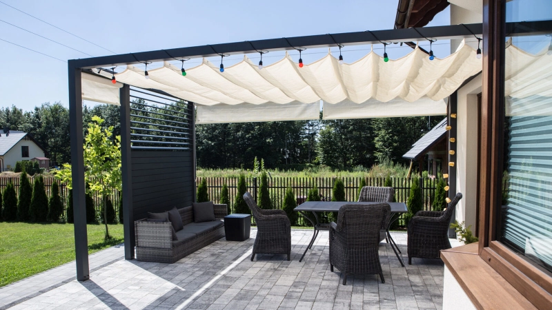Pergola aluminiowa przyścienna PS1