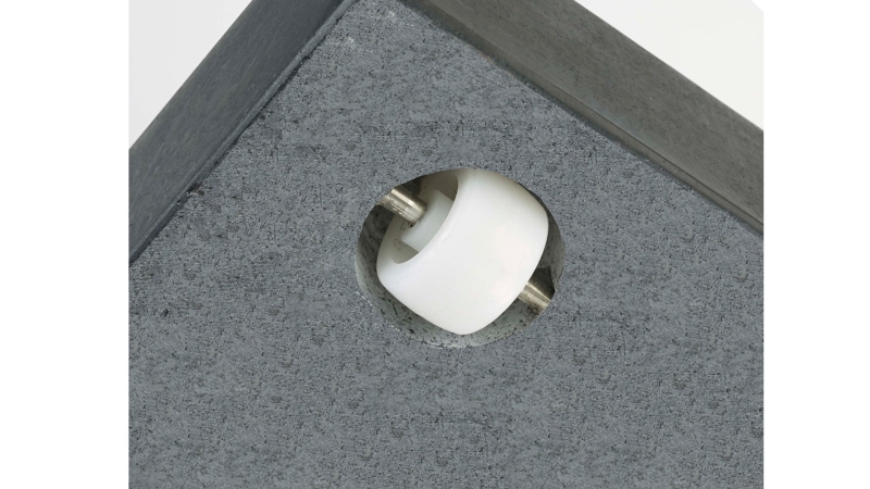 Parasolbase-granite-detail-wheel-Platinum (1).jpg