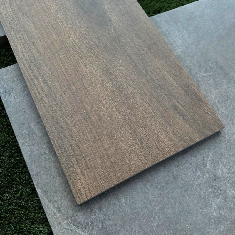 Płytka Naturio Brown 29,5x119,5x2cm