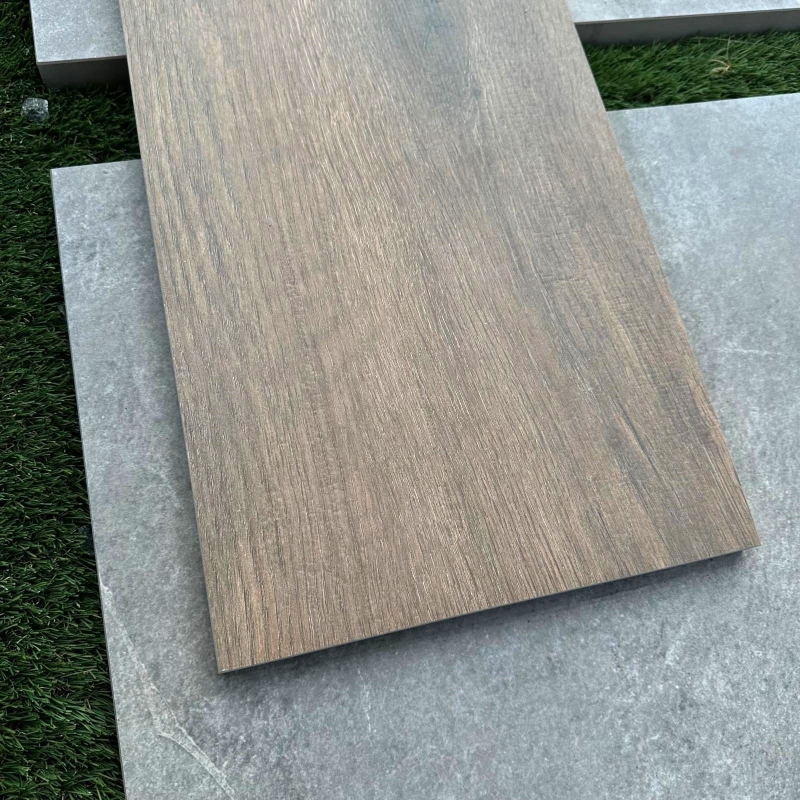 Płytka Naturio Brown 29,5x119,5x2cm