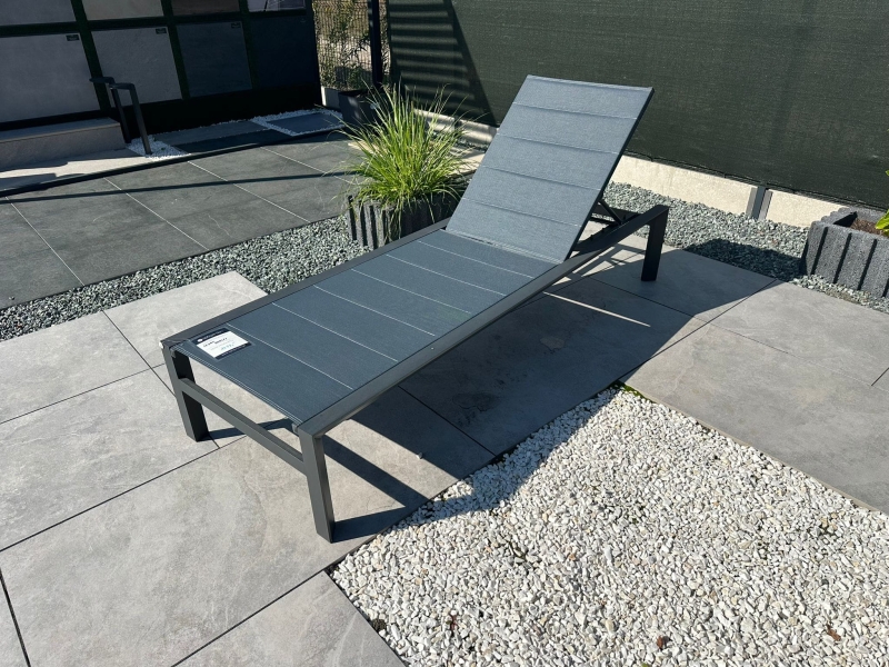 Leżak ogrodowy outlet