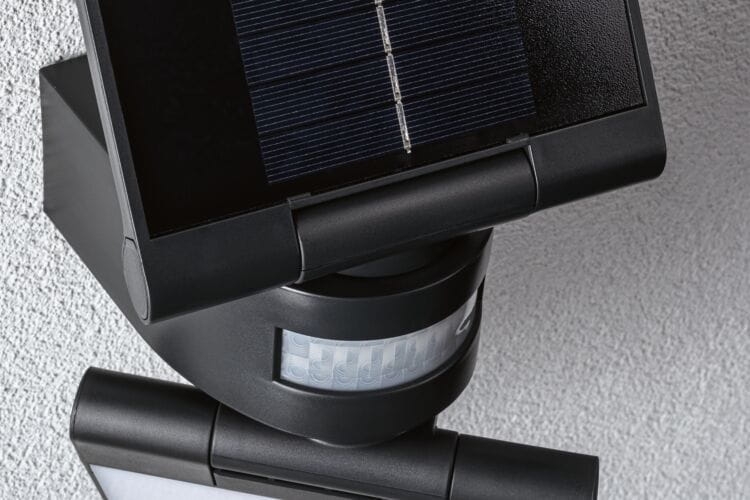 Lampa solarna do ogrodu