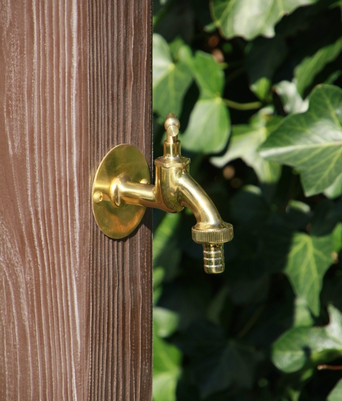 dekoracyjny kran ogrodowy forest