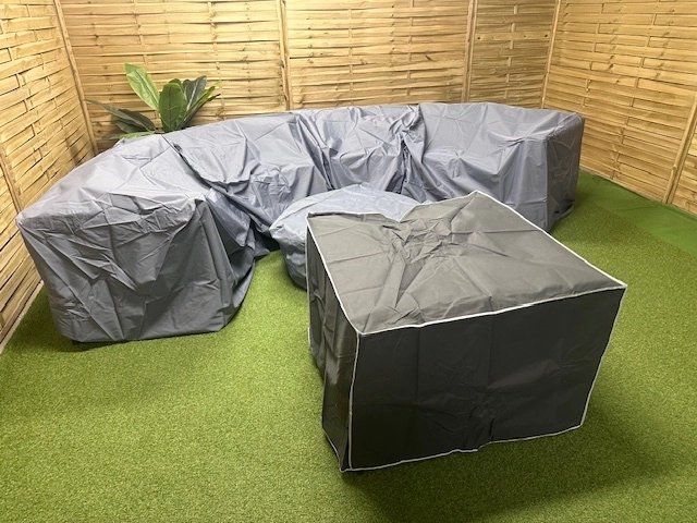 Zestaw wypoczynkowy ogrodowy + stolik i pokrowiec