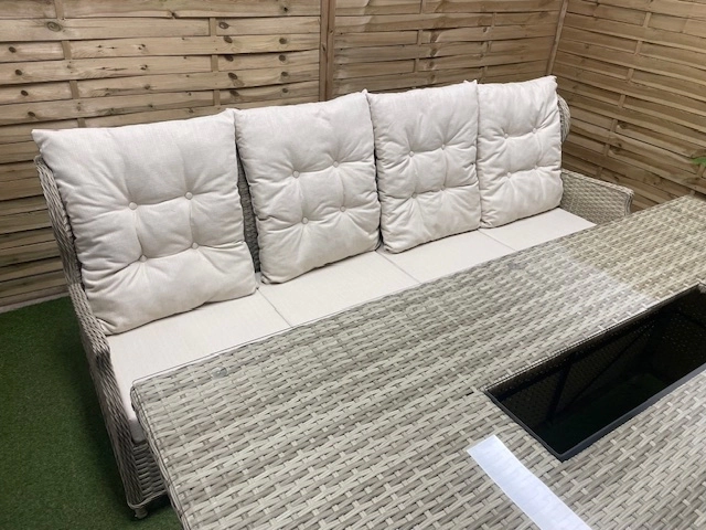 Zestaw ogrodowy stołowy