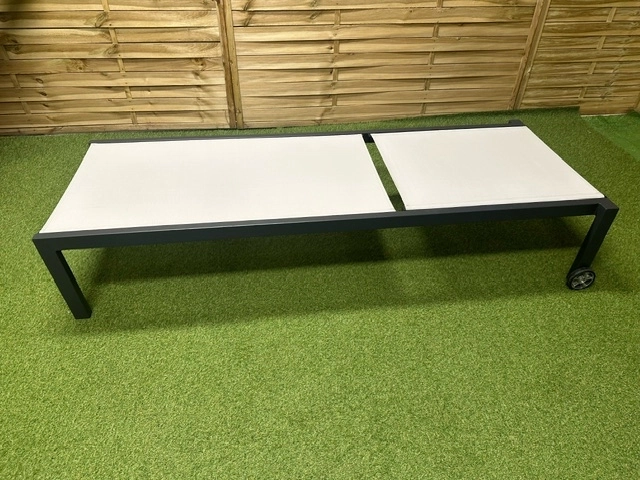 Leżak ogrodowy aluminium