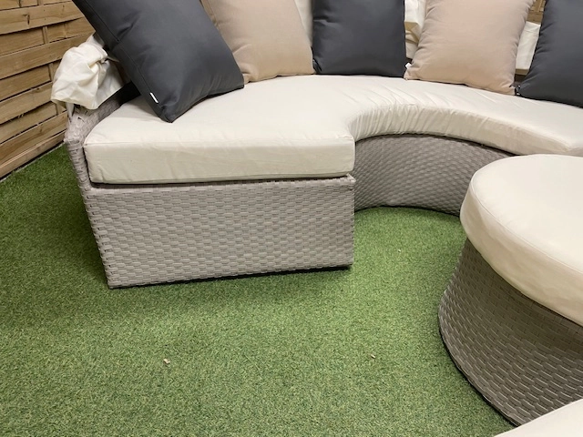 Wyspa ogrodowa księżyc