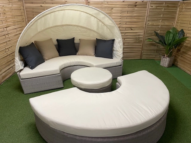 Wyspa ogrodowa księżyc