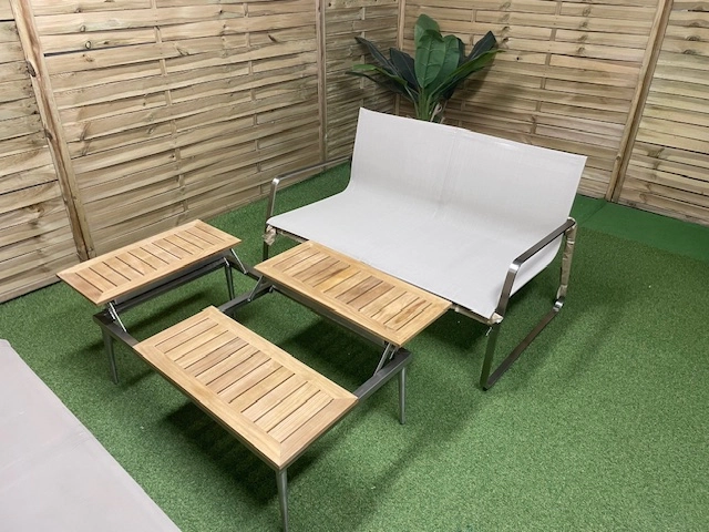 Meble ogrodowe z rozkładanym stolikiem