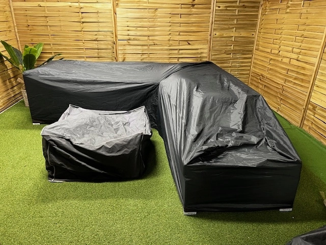 Meble ogrodowe zestaw gratis stolik poszewki pokrowce