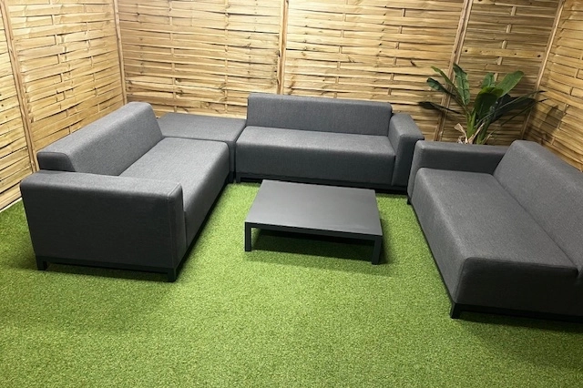 Zestaw ogrodowy z pokrowcem