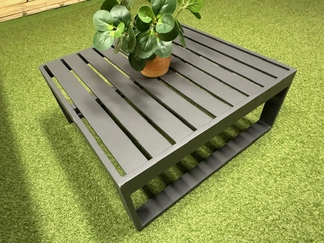 Meble ogrodowe rozkładane outletowe