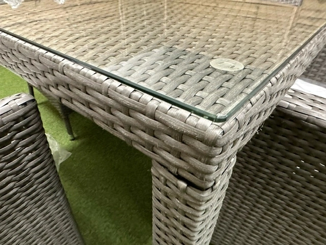 Meble ogrodowe ze stolikiem, technorattnaowe, 4 osobowe