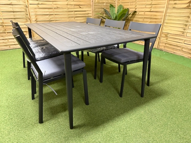 Stół z krzesłami na ogród 6 osobowy