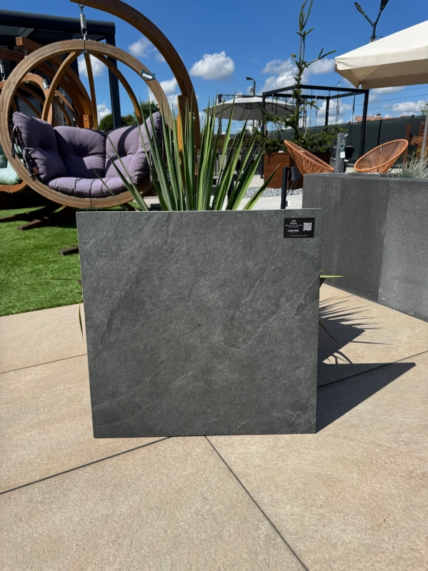 Płytka Zoya Ash Black 60x60x2cm