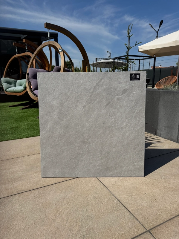 Płytka Zoya Ash Silver 80x80x2cm